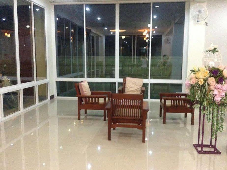 Ud Residence Удонтхані Екстер'єр фото